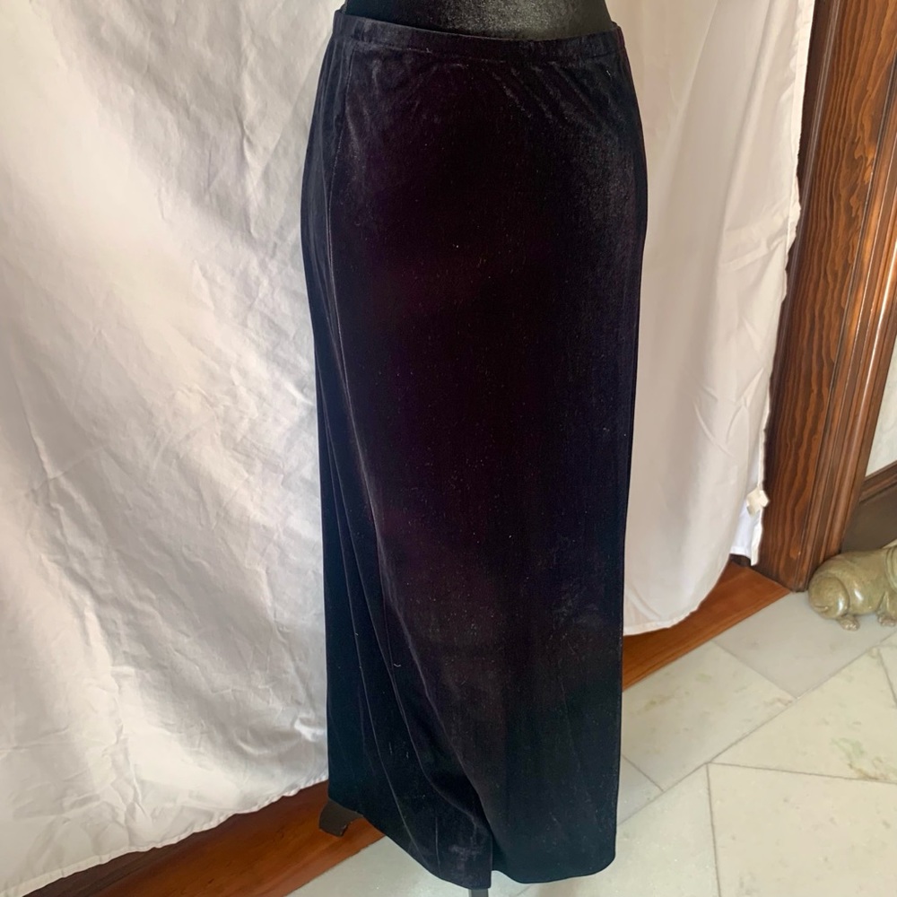 NWT Black Velvet Oscar de la Renta Skirt
